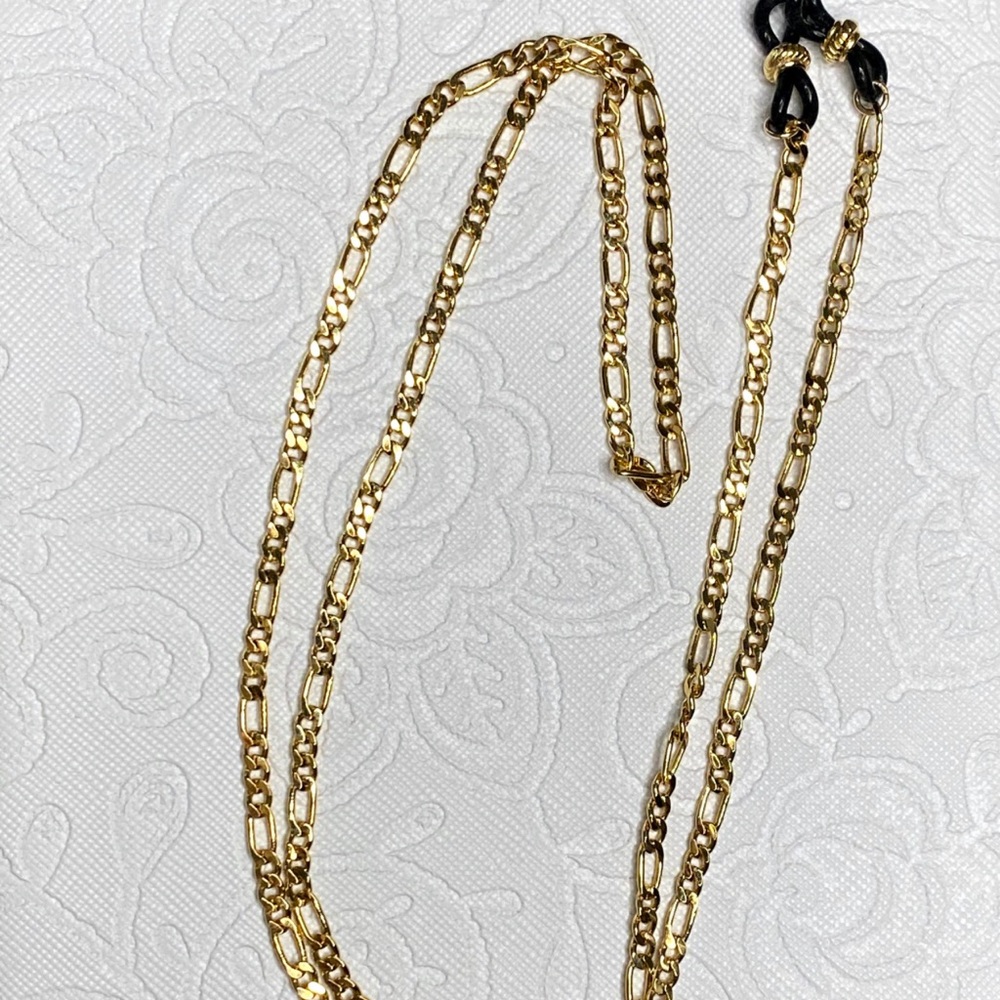 Sunglasses chain